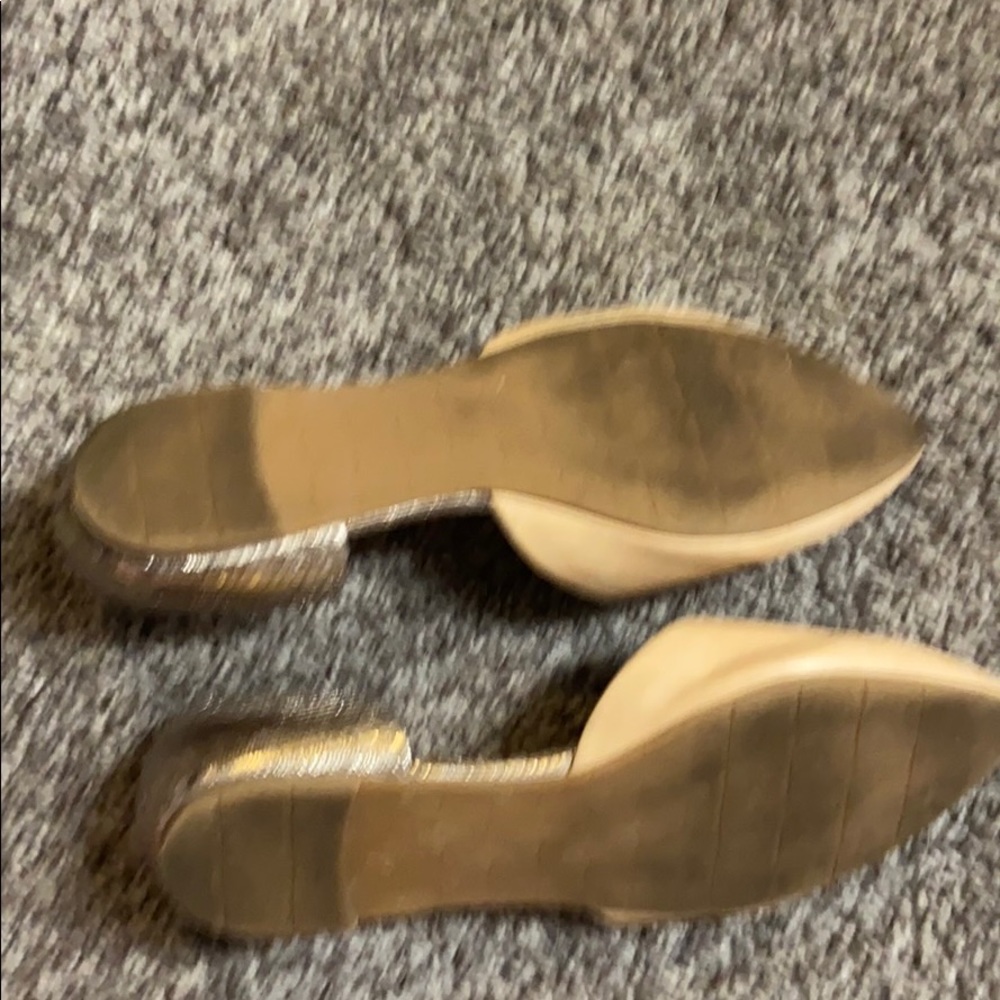 Shoes - Picture 4 of 6
